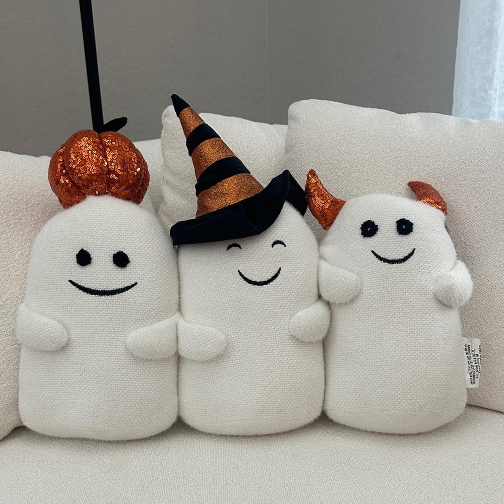 Cute Halloween Ghost Plush Trio Accent Decor Pillow